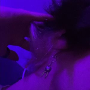 Meet your Posher, Max